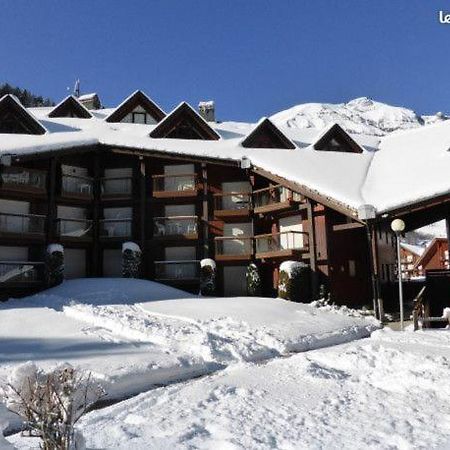 Les Pierres Blanches 2 Pieces Cosy Et Fonctionnel Apartment เลกงตามีน-มงฌัว ภายนอก รูปภาพ