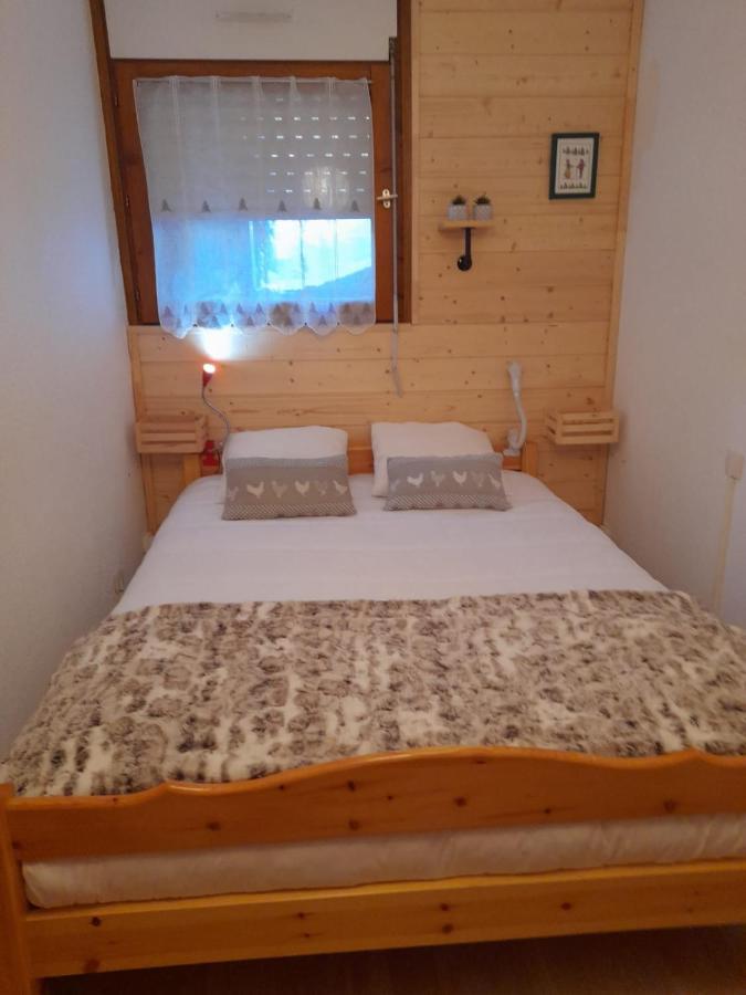Les Pierres Blanches 2 Pieces Cosy Et Fonctionnel Apartment เลกงตามีน-มงฌัว ภายนอก รูปภาพ